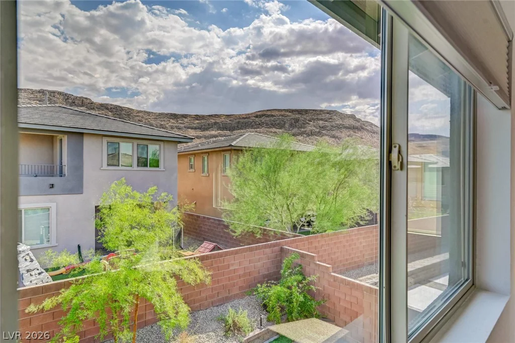 7051 Amethyst Peak, Las Vegas, NV 89148