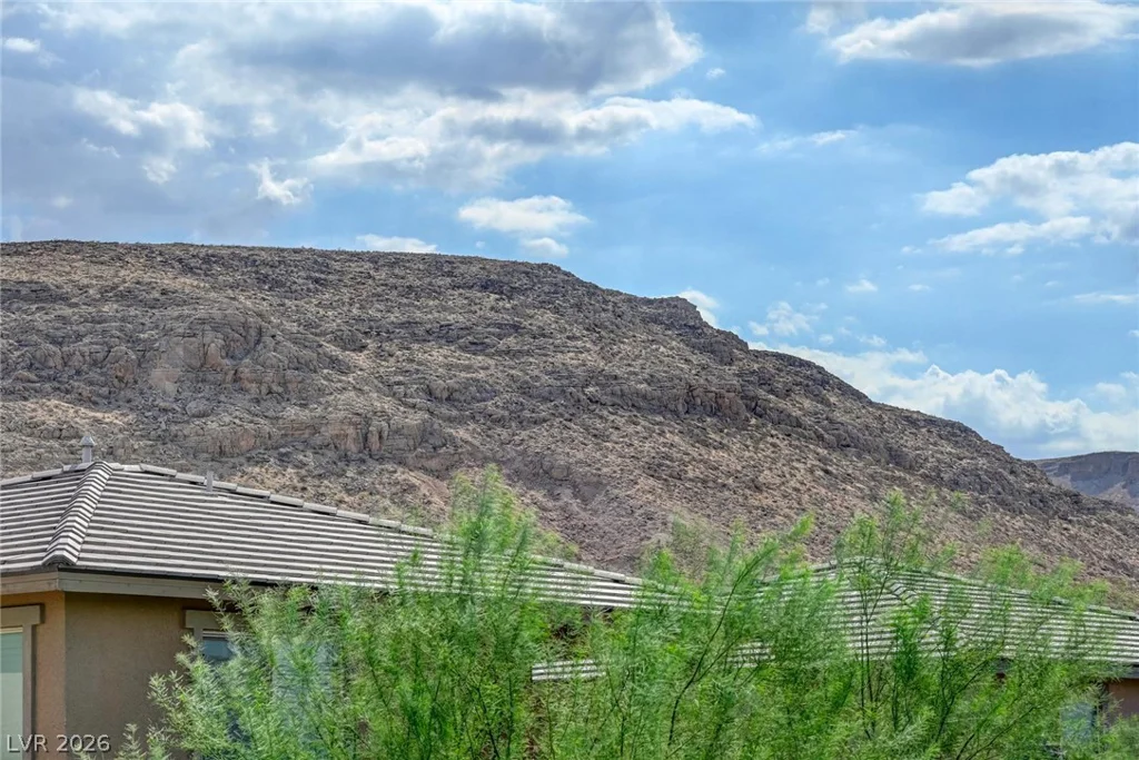 7051 Amethyst Peak, Las Vegas, NV 89148