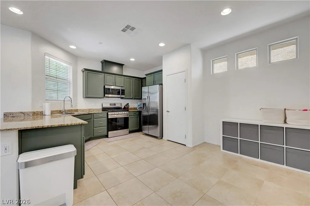 6169 Scarlet Leaf, Las Vegas, NV 89148