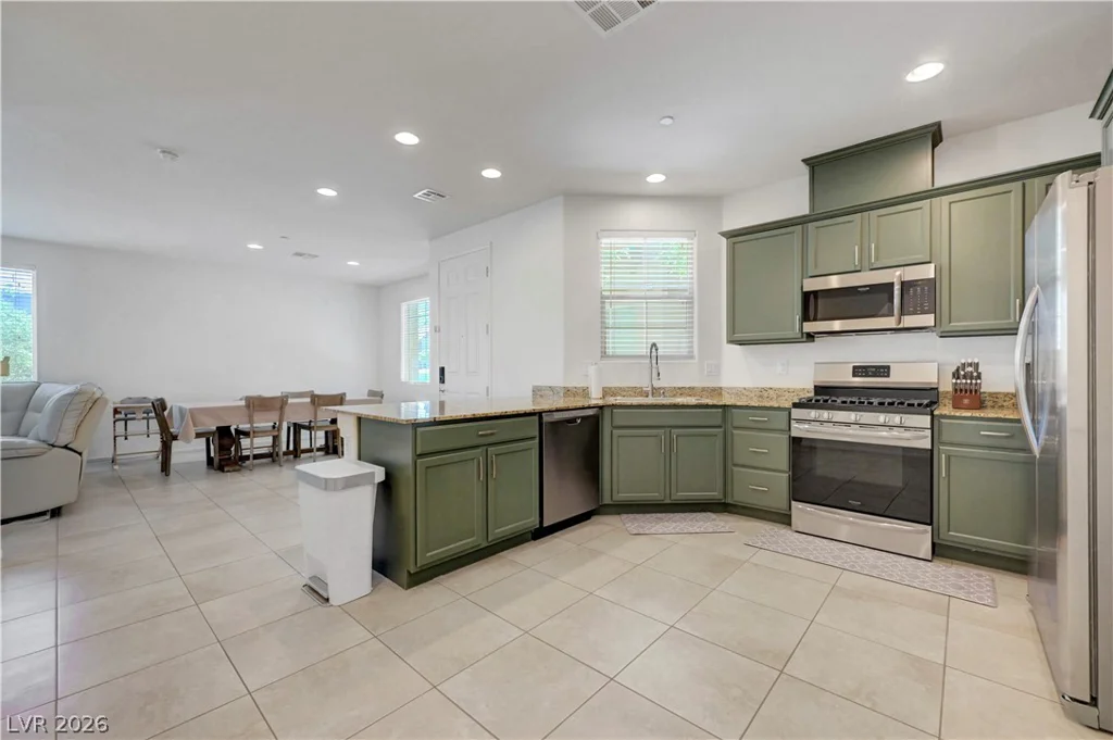 6169 Scarlet Leaf, Las Vegas, NV 89148