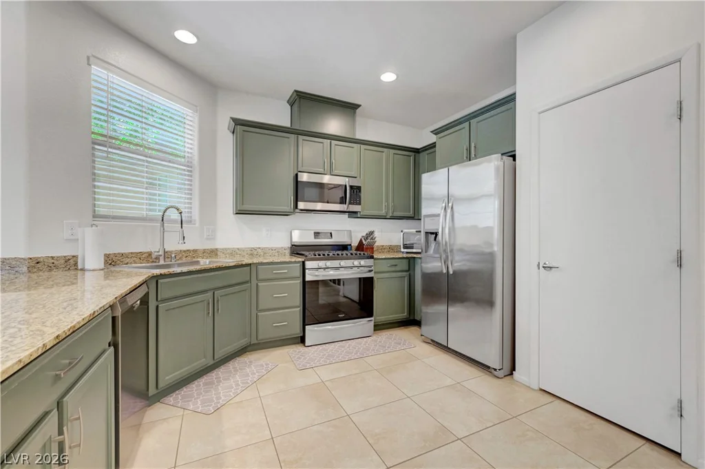 6169 Scarlet Leaf, Las Vegas, NV 89148