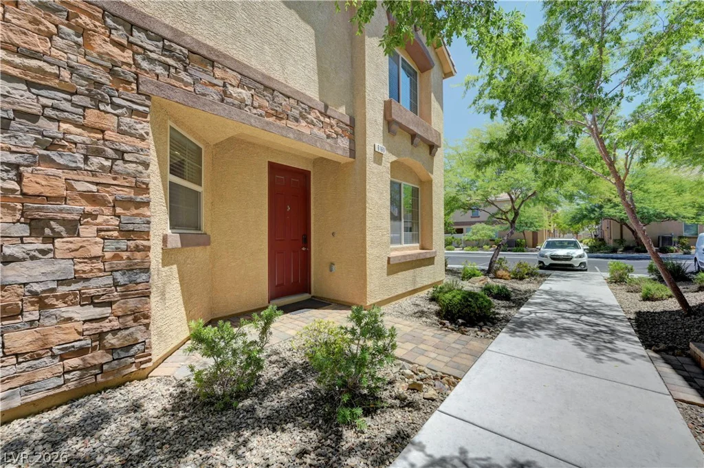 6169 Scarlet Leaf, Las Vegas, NV 89148