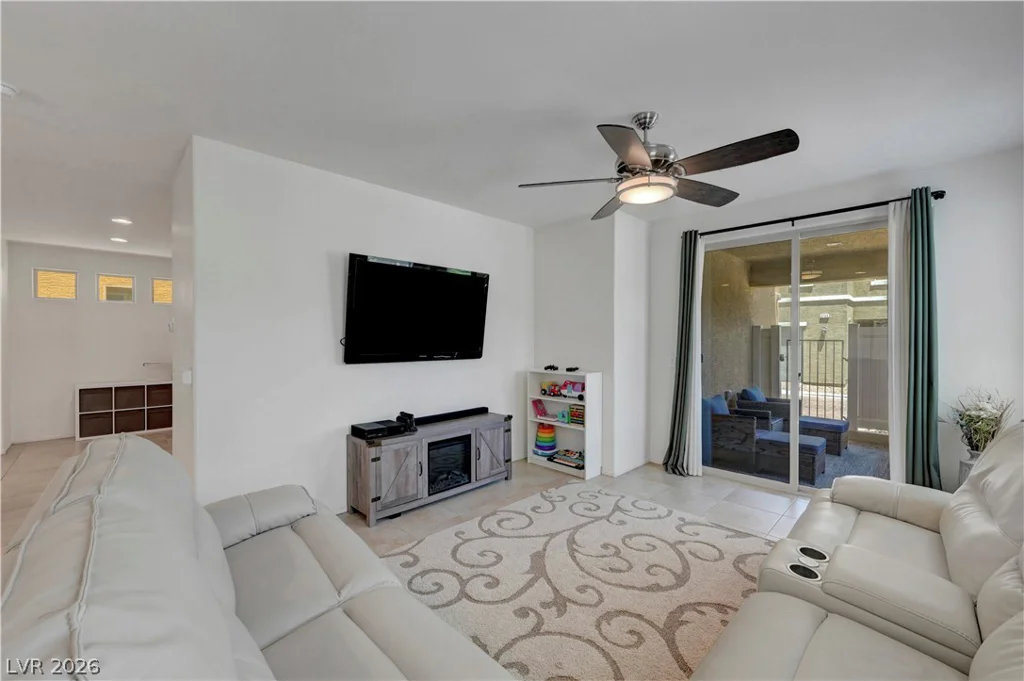 6169 Scarlet Leaf, Las Vegas, NV 89148