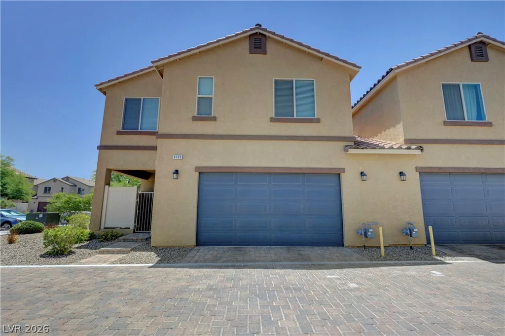6169 Scarlet Leaf, Las Vegas, NV 89148