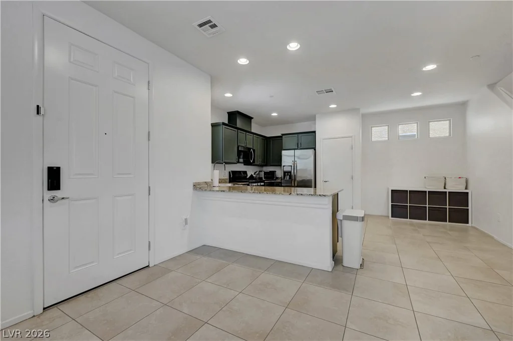 6169 Scarlet Leaf, Las Vegas, NV 89148