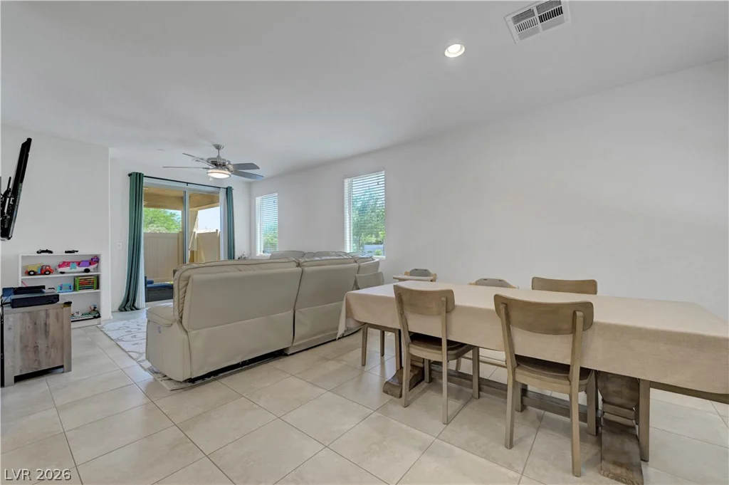 6169 Scarlet Leaf, Las Vegas, NV 89148