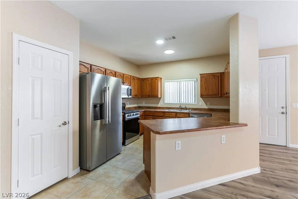 9303 Gilcrease, Las Vegas, NV 89149