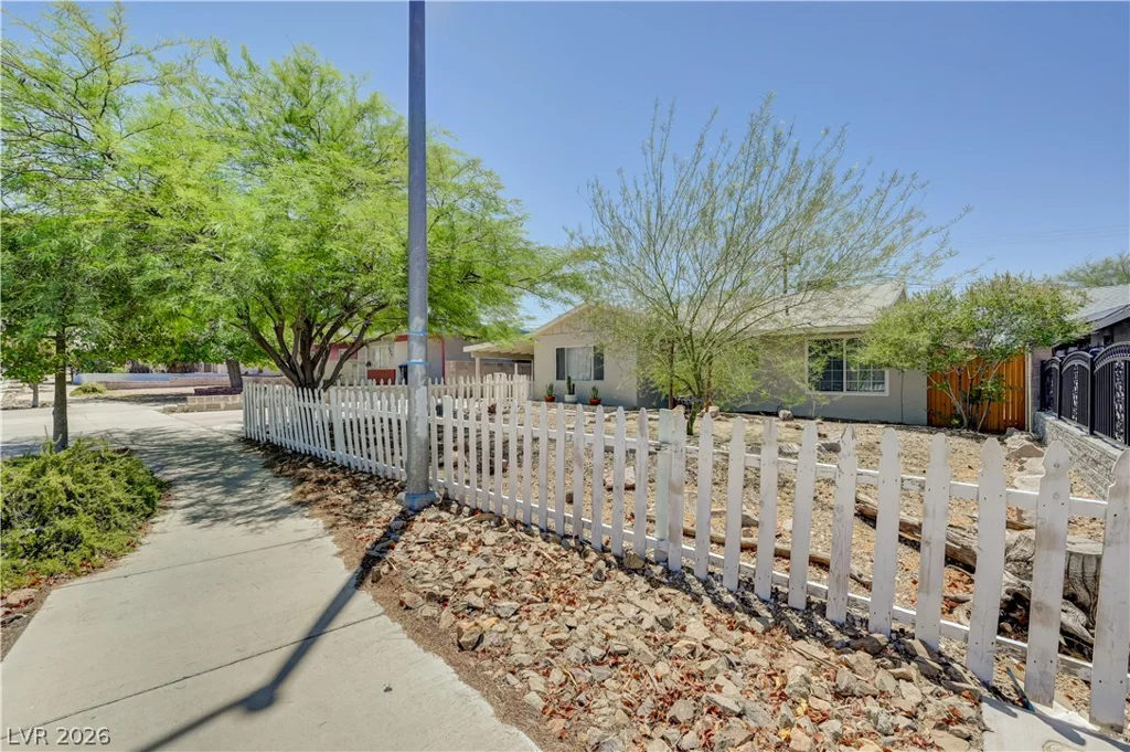 849 Center, Henderson, NV 89015