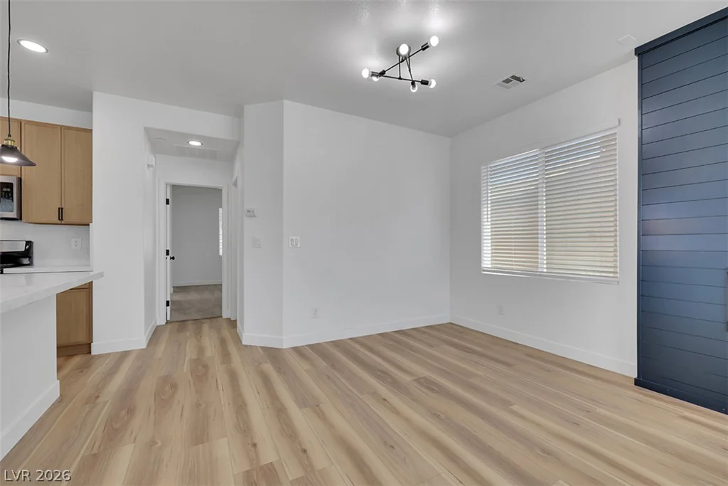 9057 Boston Springs, Las Vegas, NV 89149