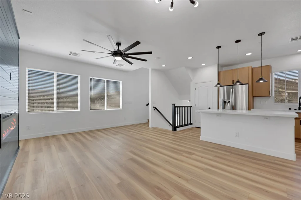 9057 Boston Springs, Las Vegas, NV 89149