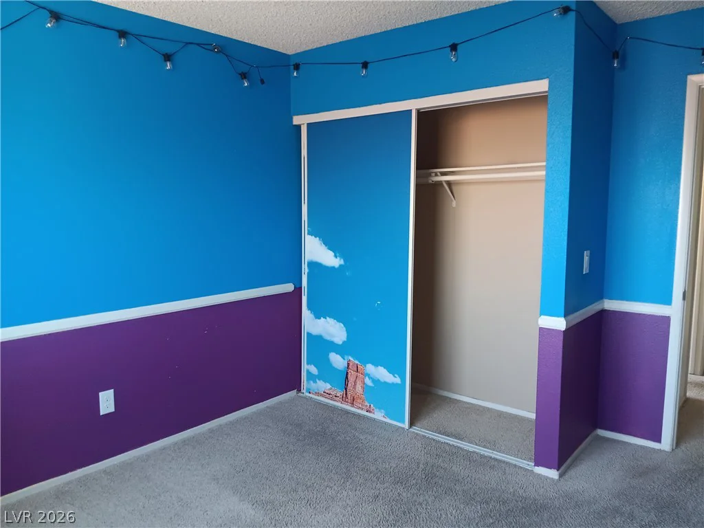 121 Logansberry, Las Vegas, NV 89145