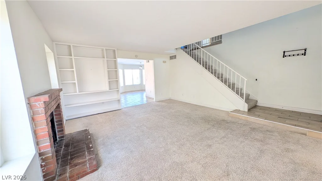 121 Logansberry, Las Vegas, NV 89145