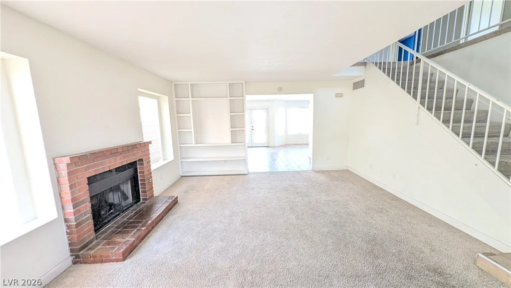 121 Logansberry, Las Vegas, NV 89145
