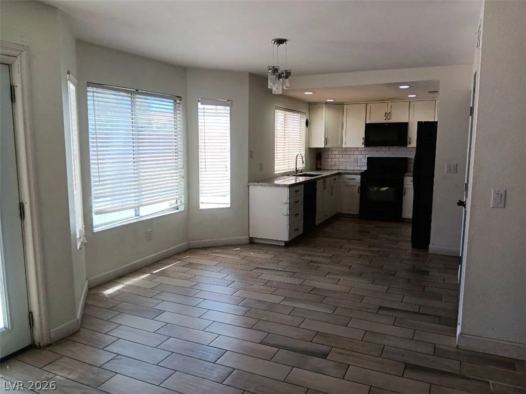 121 Logansberry, Las Vegas, NV 89145