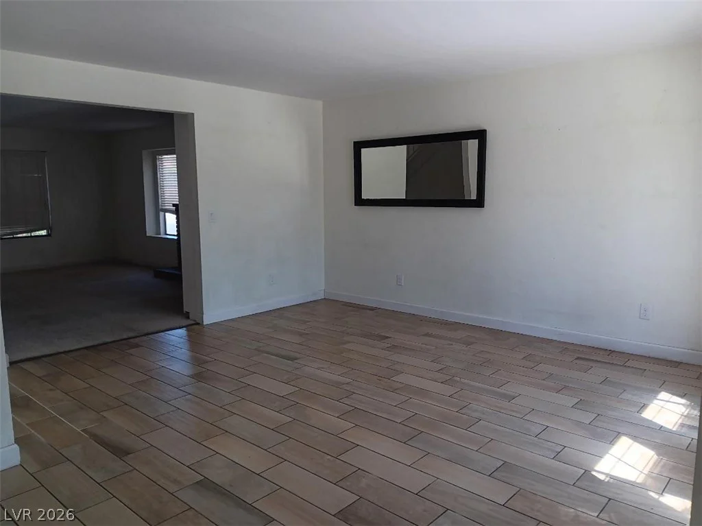 121 Logansberry, Las Vegas, NV 89145