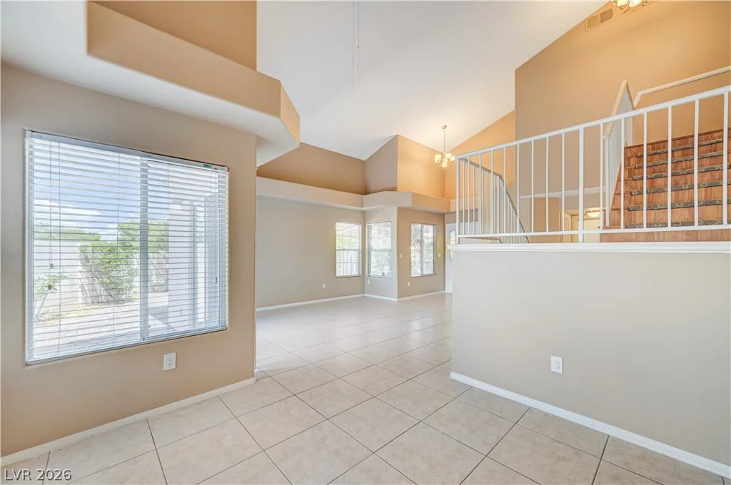 8208 Renfrew, Las Vegas, NV 89145