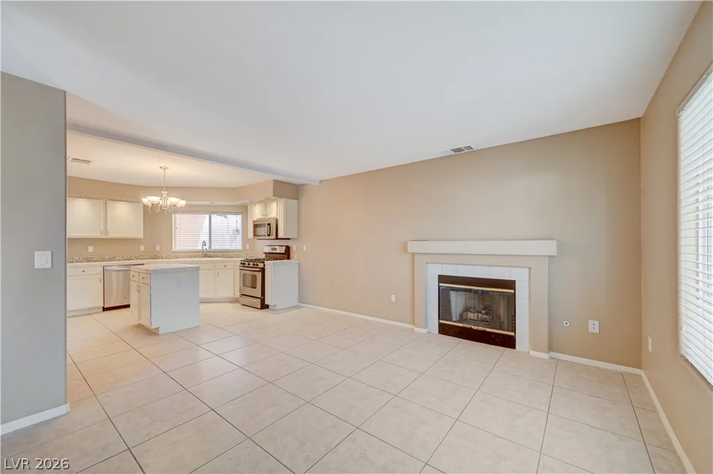 8208 Renfrew, Las Vegas, NV 89145