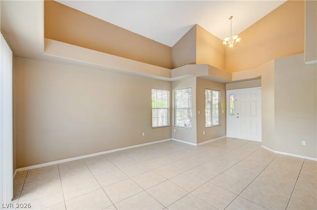 8208 Renfrew, Las Vegas, NV 89145