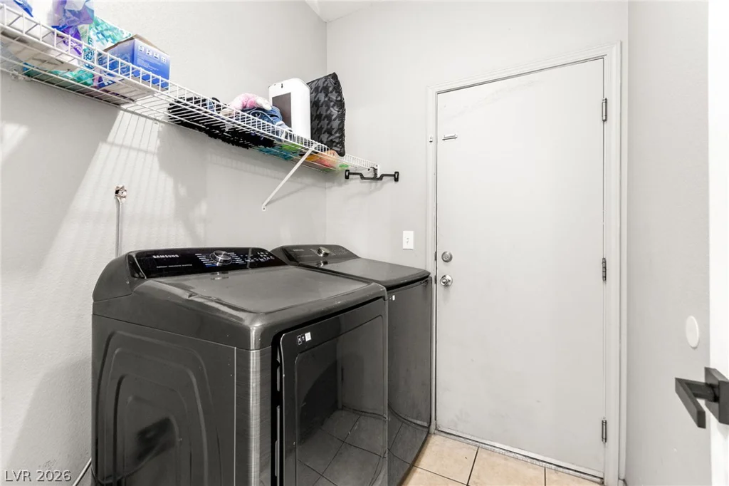 2142 Seattle Shore, Las Vegas, NV 89115