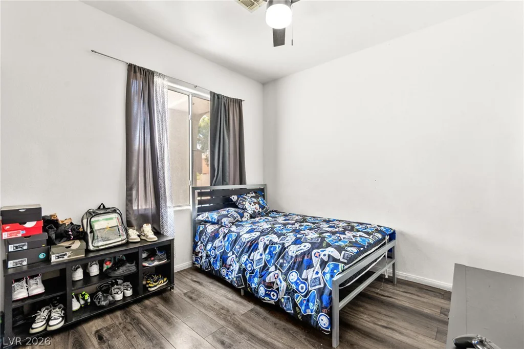 2142 Seattle Shore, Las Vegas, NV 89115