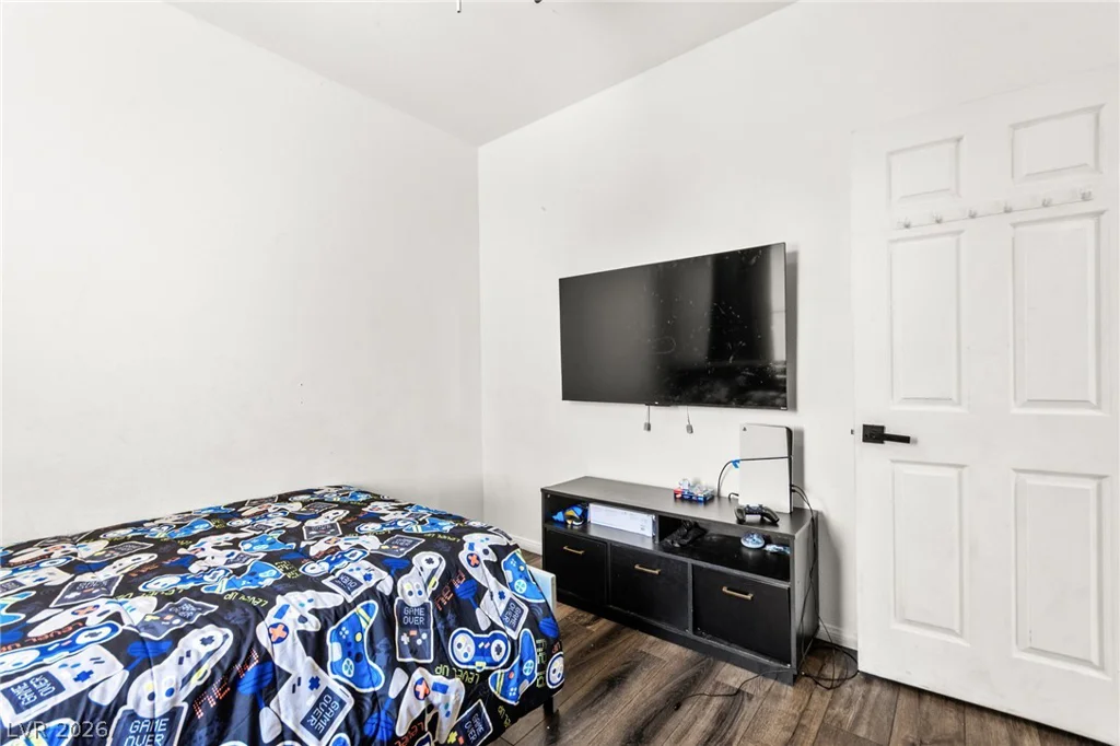 2142 Seattle Shore, Las Vegas, NV 89115