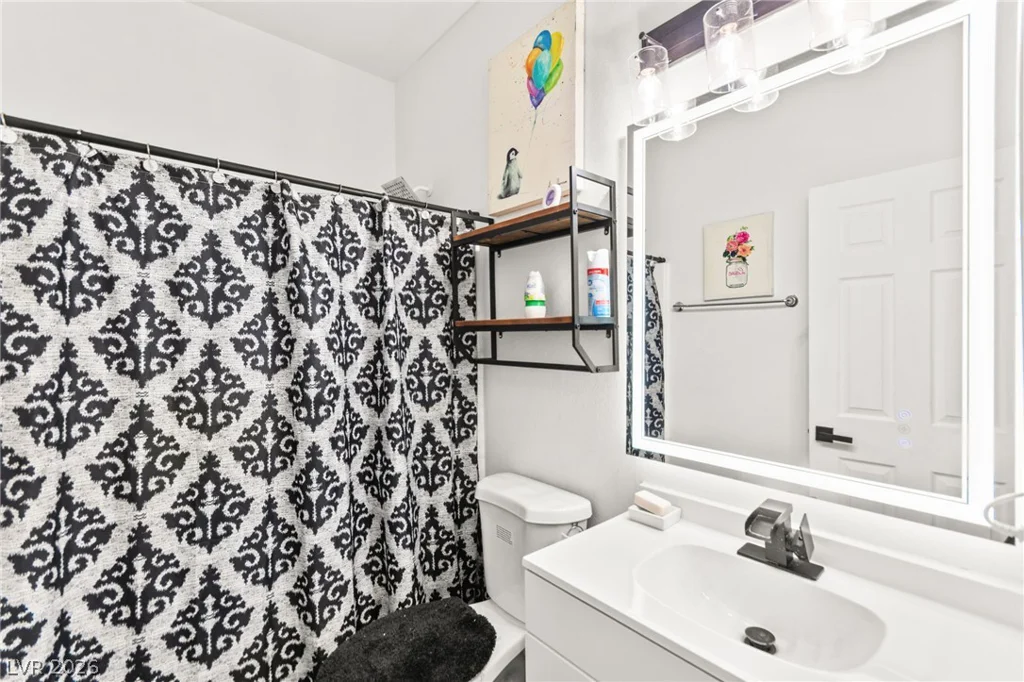 2142 Seattle Shore, Las Vegas, NV 89115
