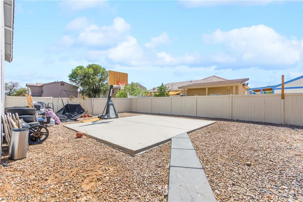 2142 Seattle Shore, Las Vegas, NV 89115