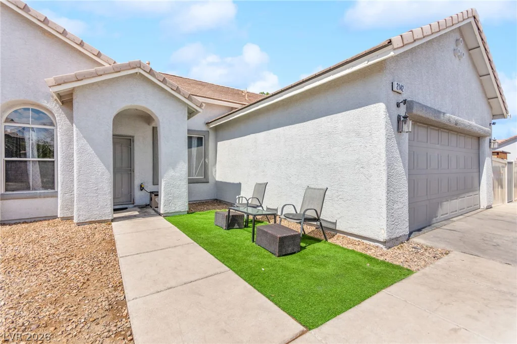 2142 Seattle Shore, Las Vegas, NV 89115