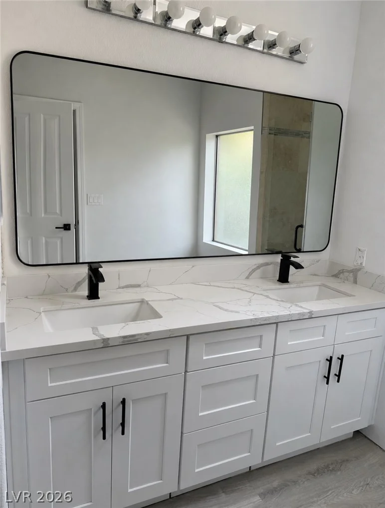 813 White Falcon, Las Vegas, NV 89144