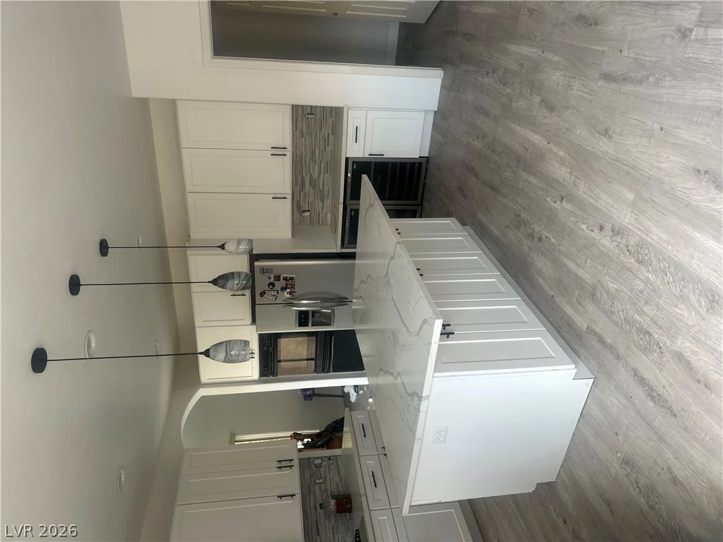 813 White Falcon, Las Vegas, NV 89144