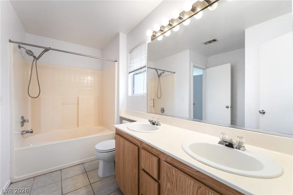 71 Belle Maison, Las Vegas, NV 89123