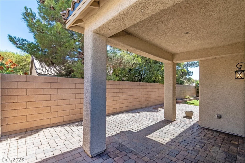 219 Denette, North Las Vegas, NV 89031