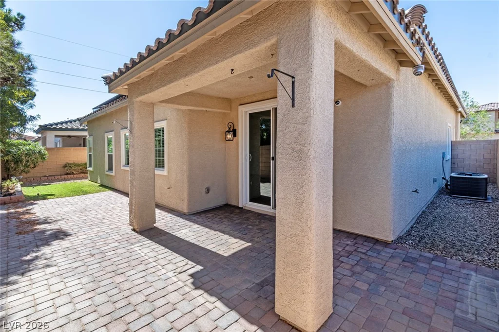 219 Denette, North Las Vegas, NV 89031