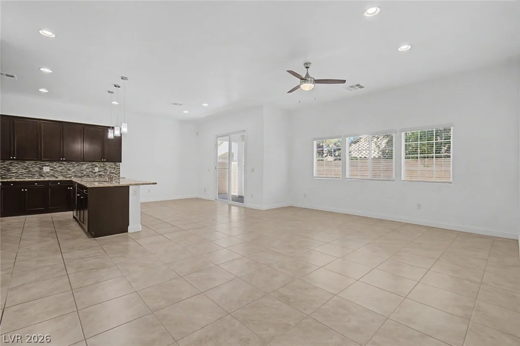 219 Denette, North Las Vegas, NV 89031