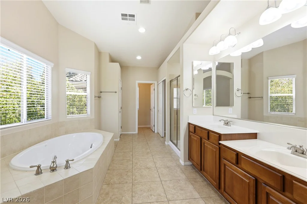 8156 Hodgson Mill, Las Vegas, NV 89131