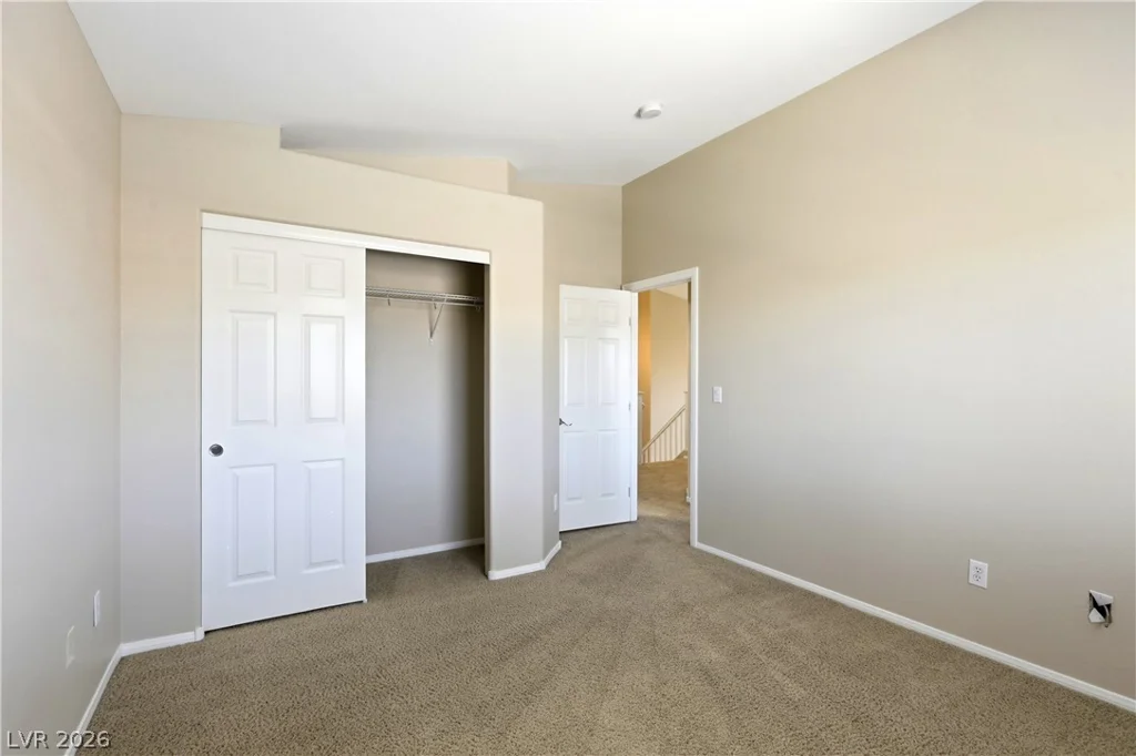 8156 Hodgson Mill, Las Vegas, NV 89131