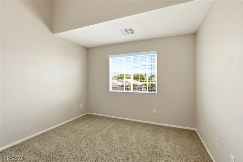 8156 Hodgson Mill, Las Vegas, NV 89131