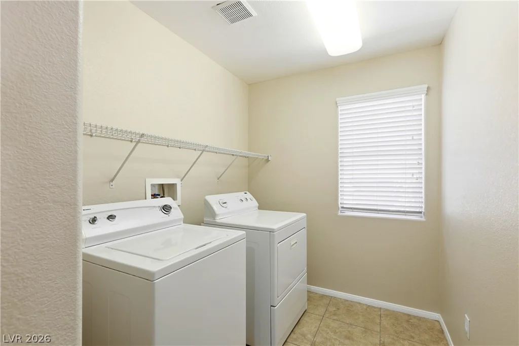 8156 Hodgson Mill, Las Vegas, NV 89131