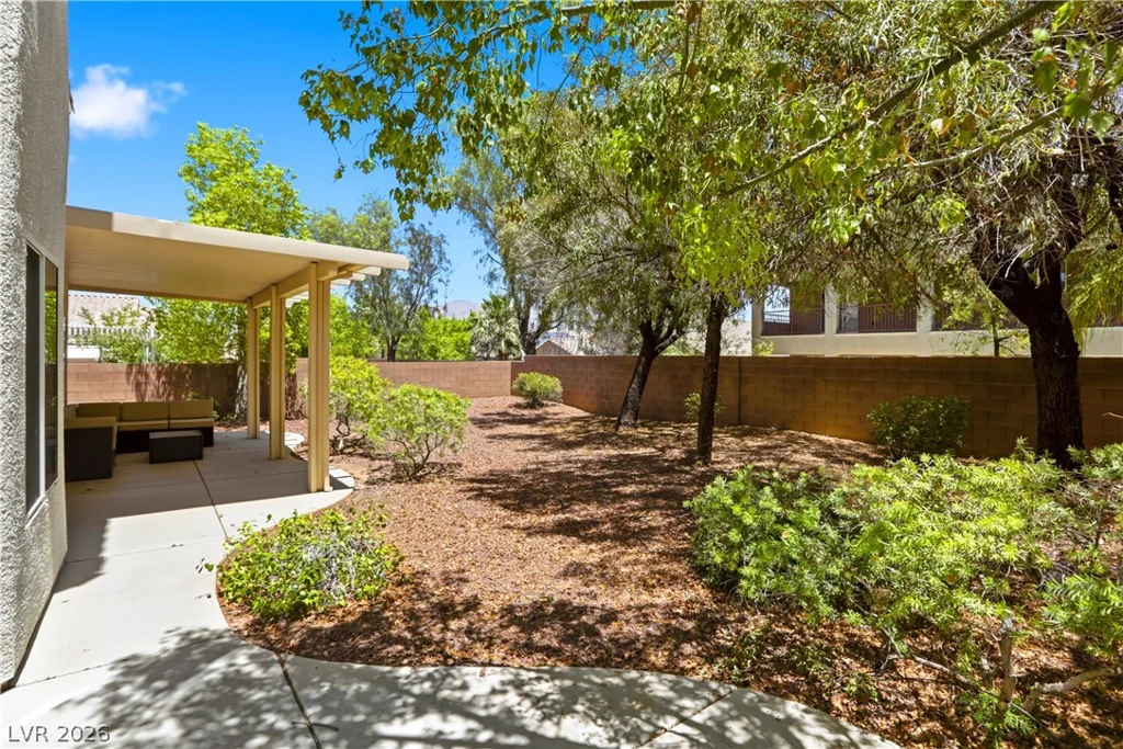 8156 Hodgson Mill, Las Vegas, NV 89131