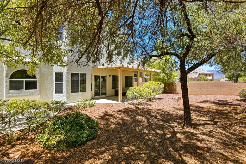 8156 Hodgson Mill, Las Vegas, NV 89131
