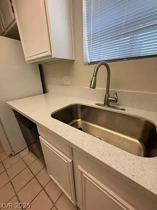 5795 Medallion, Las Vegas, NV 89122