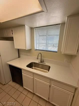 5795 Medallion, Las Vegas, NV 89122