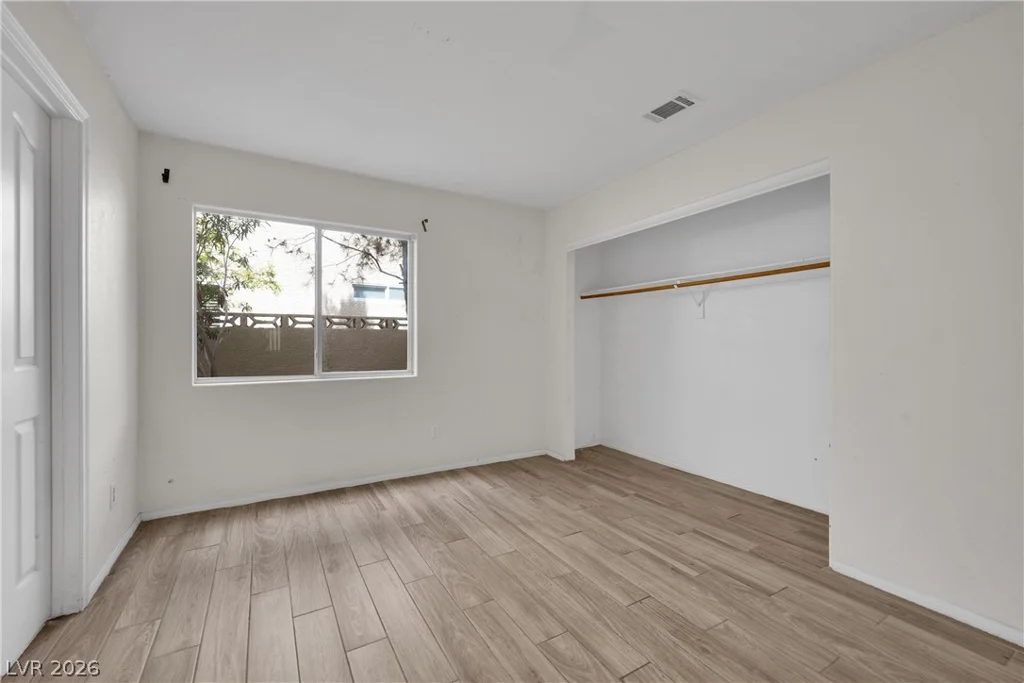2024 Scenic Sunrise, Las Vegas, NV 89117