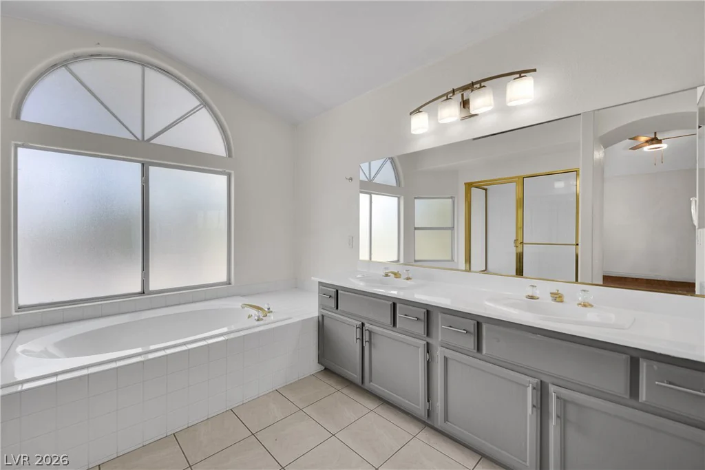 2024 Scenic Sunrise, Las Vegas, NV 89117