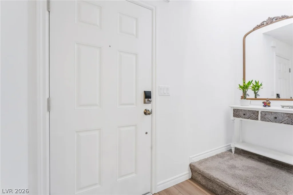 6252 Foxes Dale, Las Vegas, NV 89166