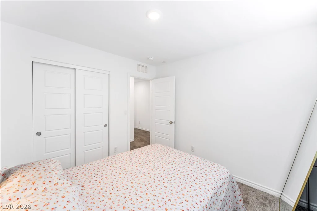 6252 Foxes Dale, Las Vegas, NV 89166