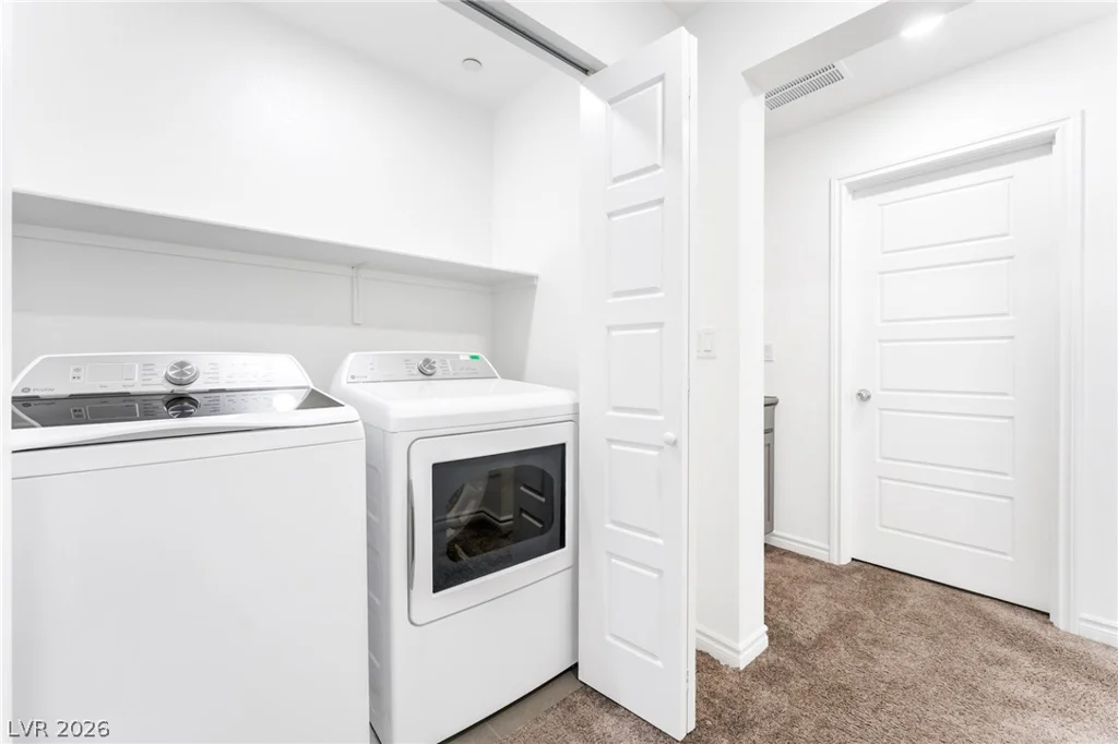 6252 Foxes Dale, Las Vegas, NV 89166