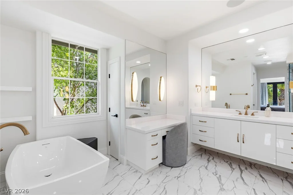 1205 Moselle, Las Vegas, NV 89144