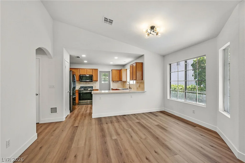 7609 Flourish Springs, Las Vegas, NV 89131