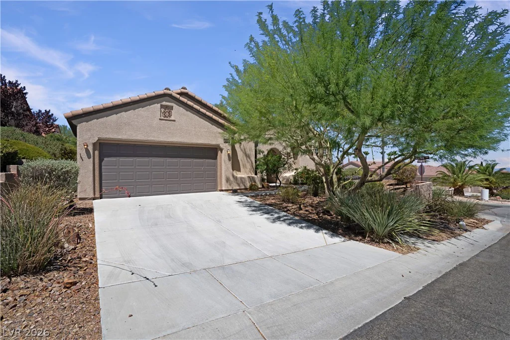 2353 Orangeburg, Henderson, NV 89044